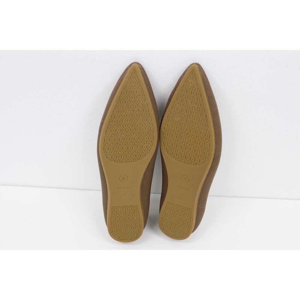 Vivaia Pointed Knit Ballet Flats in Taupe. - Picture 7 of 15